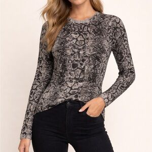 Autumn Cashmere Black and Gray Snake Print Blouse